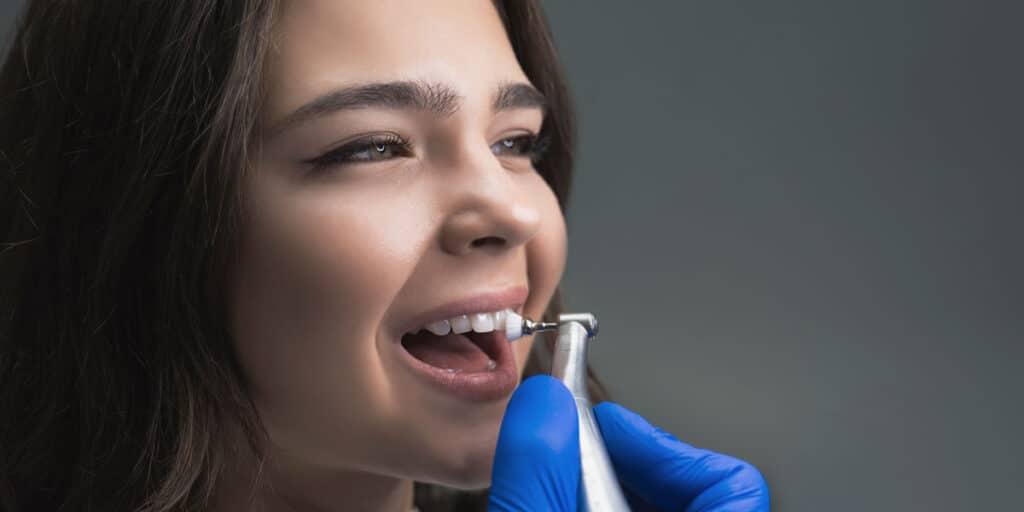 How a deep clean at the dentist can improve your oral health